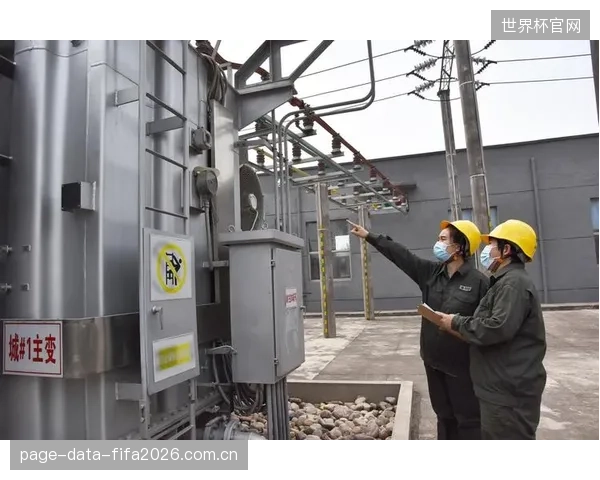 MTBF超过20万小时：内置式分布式光纤阵列无可动部件，其设计寿命与开关柜本体对齐，实现30年免维护